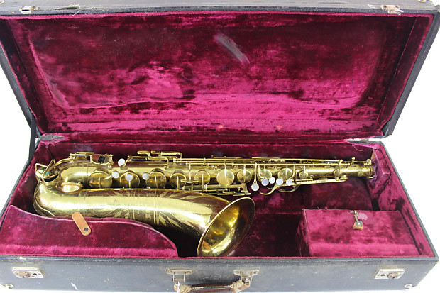 Holton saxophone deals