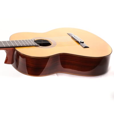 Yamaha GC32S European Spruce and Rosewood Classical Guitar Natural image 7
