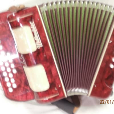 Weltmeister  8 bass diatonic button accordion key C/F 1990-2000 red marble image 3