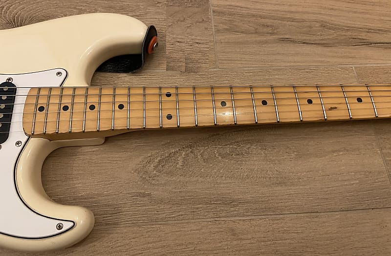 Fender Squier SQ Serial Stratocaster 1983/84 MIj Made in