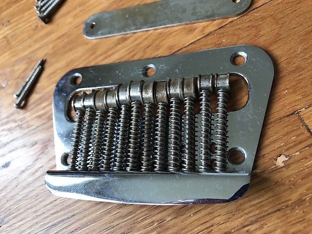 Fender xii store bridge