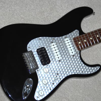 Fender Deluxe Stratocaster 2001 - Black HSS image 2