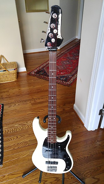 Ibanez Roadstar II RB650 1986 Aged White