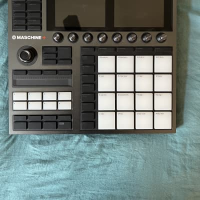 Native Instruments Maschine Plus