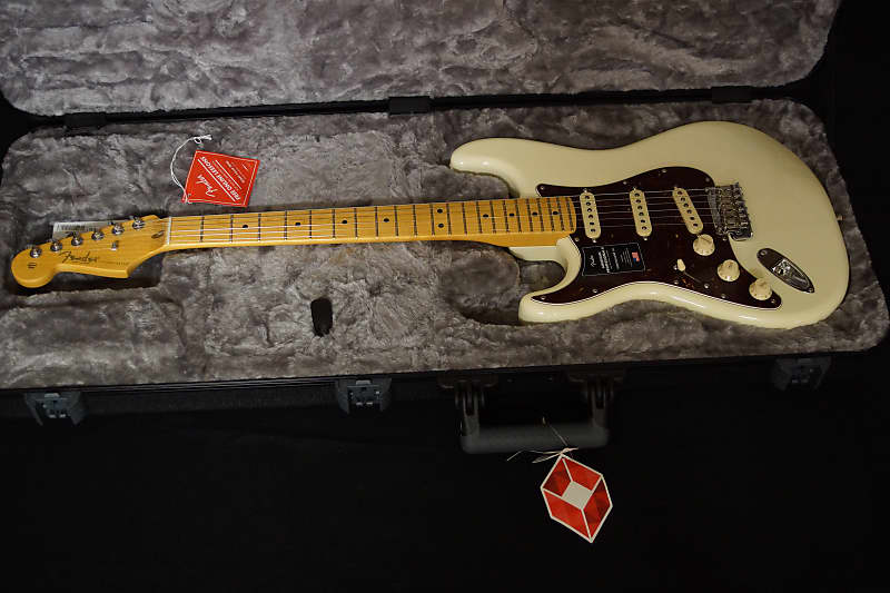 Fender AM Pro 11 Left Hand Stratocaster Olympic white image 1