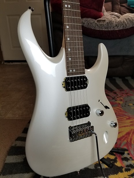 Cort Viva Gold 1 2011 Arctic Pearl White | Reverb