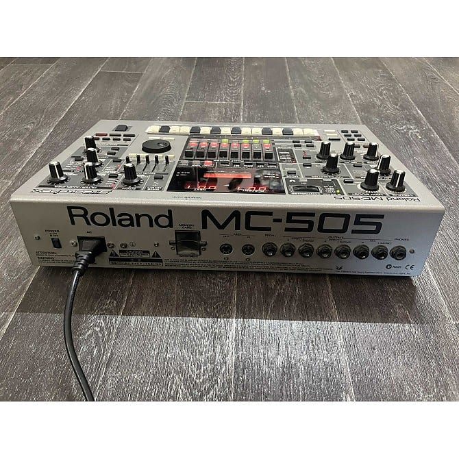 Roland GrooveBox MC-505