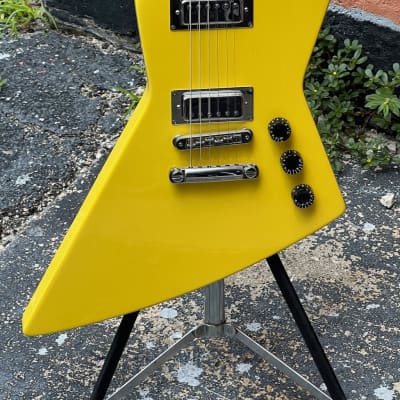 Gibson X-Plorer Limited Run  2007 - a smaller bodied Explorer in Bright Yellow Mini Humbucks on board. for sale