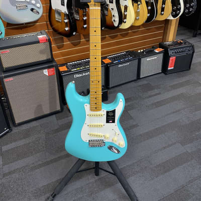 Fender American Vintage II '57 Stratocaster | Reverb Canada
