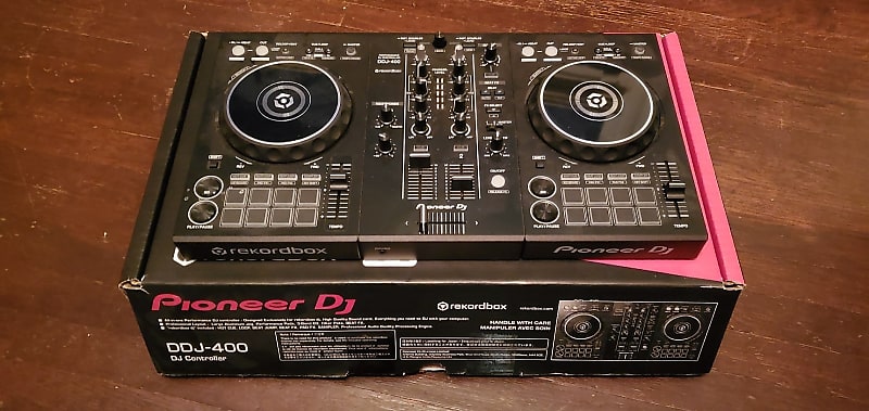 Head To Head: Pioneer DJ DDJ-REV1 Vs Pioneer DJ DDJ-400