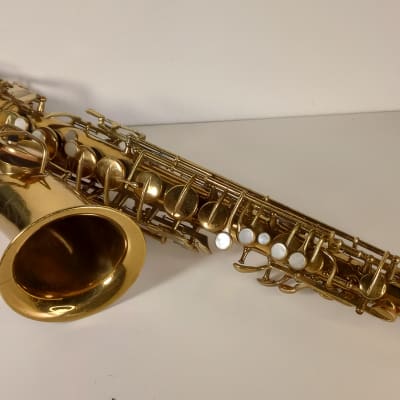 C.G. Conn New Wonder Series I Alto Saxophone 1923 Gold Finish image 2
