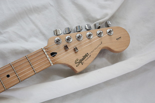 1999 squier store stratocaster standard series