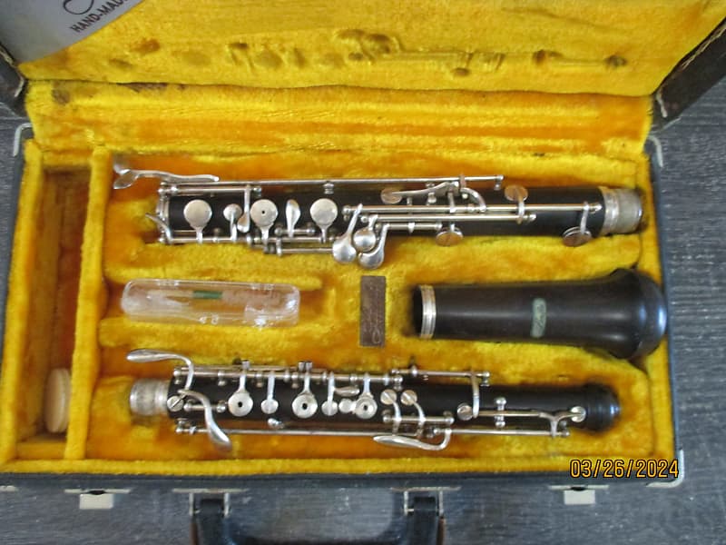 Larilee  brand wood  Oboe with case and reed. Made In France image 1