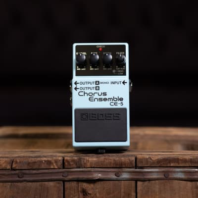 PastFx Chorus Ensemble MN3007 BBD Ltd Edition Pedal Picasso 