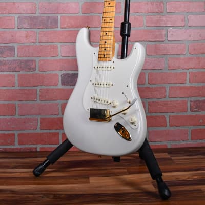 Fender American Vintage Limited Edition 1957 Stratocaster  White Blonde 2006 w/OHSC image 3