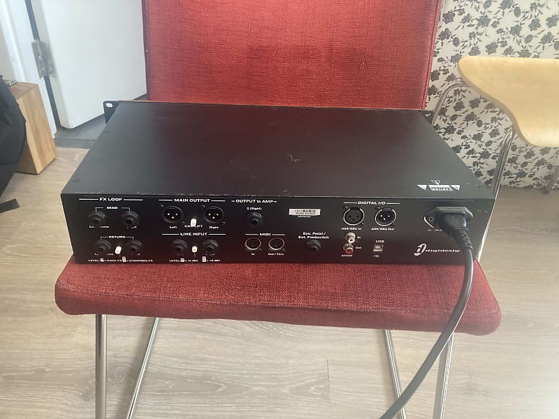 Avid Eleven Rack Guitar Multi-Effects Processor and Pro