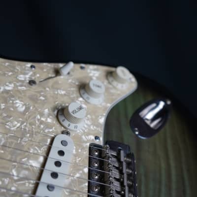 Fender Japanese Stratocaster 1992-1993 Green Foto Flame image 2