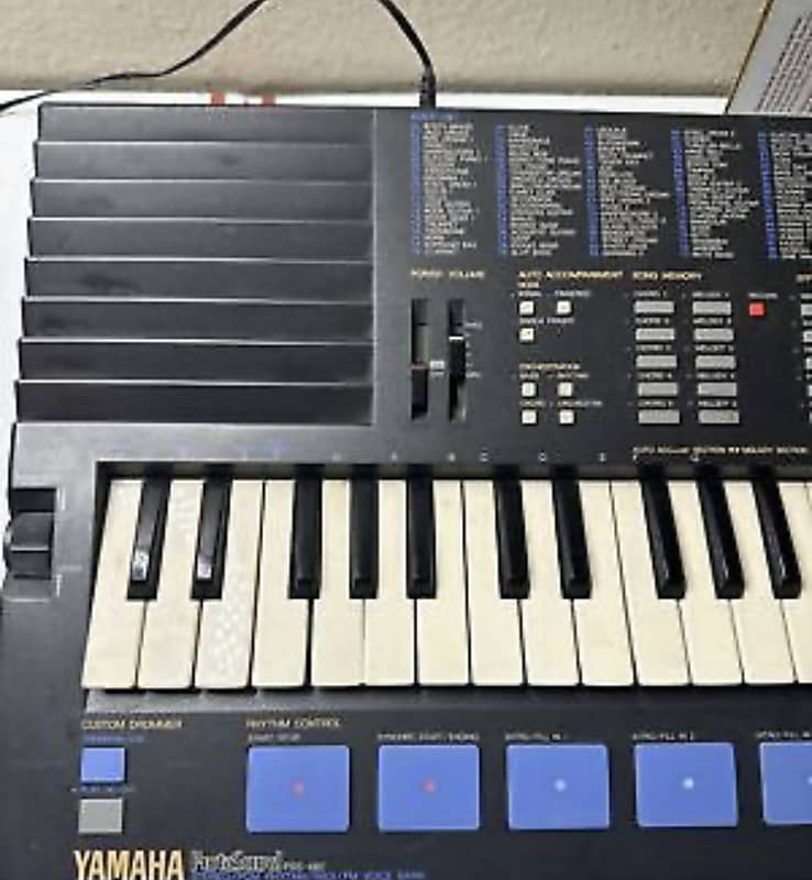 YAMAHA PortaSound PSS−680 hqdefault.jpg