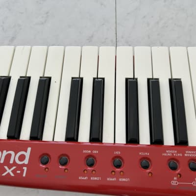 Roland AX-1 45-Key Keytar MIDI Controller | Reverb France Roland AX-1 45-Key Keytar MIDI Controller | Reverb France