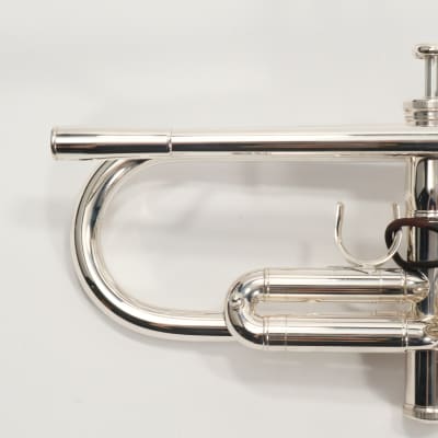 Yamaha Model YTR-8335IIS 'Xeno' Professional Bb Trumpet SN 572220 GORGEOUS image 4