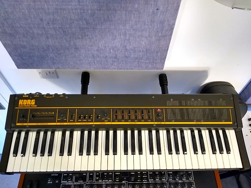 Korg LP-10 Vintage Analog Synthesizer (1980) | Reverb