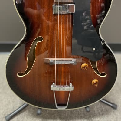 Washburn HB-15 Sunburst Archtop Guitar w/ Hard Case image 2