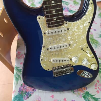 Fender Bonnie Raitt US Signature Stratocaster 1995 Blue burst image 7