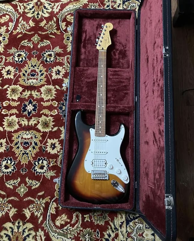 Fender Stratocaster (Player Series) image 1