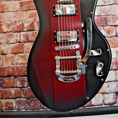 Schecter   Robert Smith UltraCure  Red Burst image 2