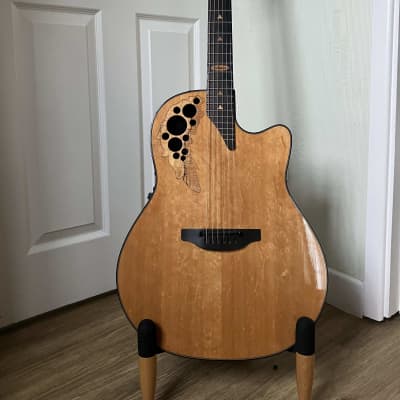 Ovation Collectors Edition 2007-BCS 2007 - Bear Claw Spruce for sale