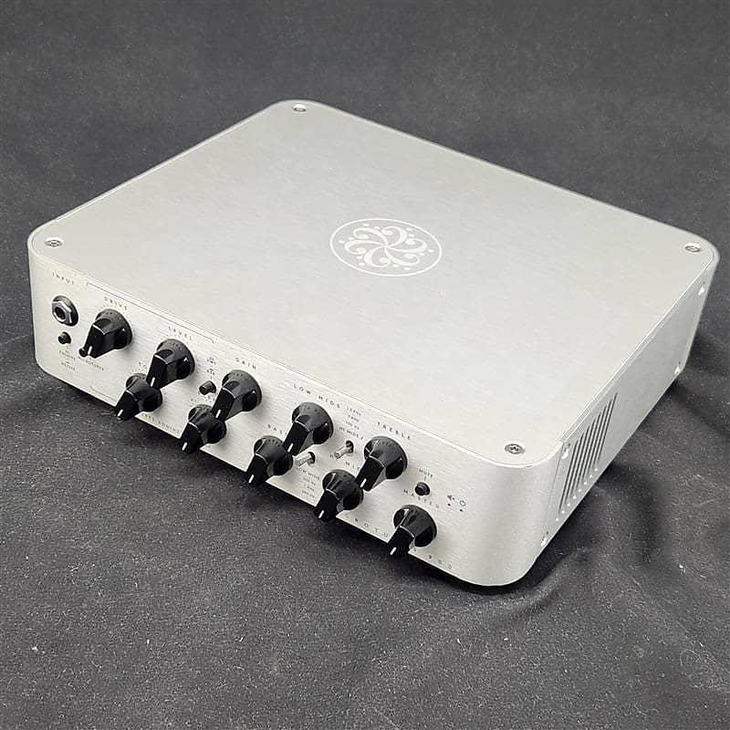 Darkglass Electronics Microtubes 900 900-Watt Bass Amp Head | Reverb