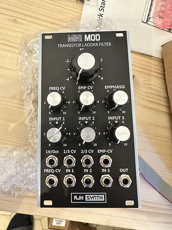 AJH Synth Minimod Transistor Ladder Filter "Dark Edition"