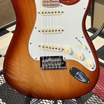 Fender American Professional Stratocaster  2017 Sienna Sunburst image 1
