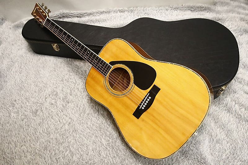 1980's made Vintage Yamaha FG-400D Solid Spruce/Palisander w