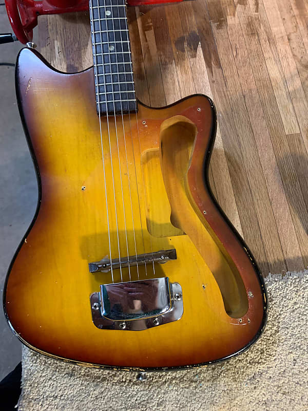 Airline Bobkat 7250 60's - Burst | Reverb