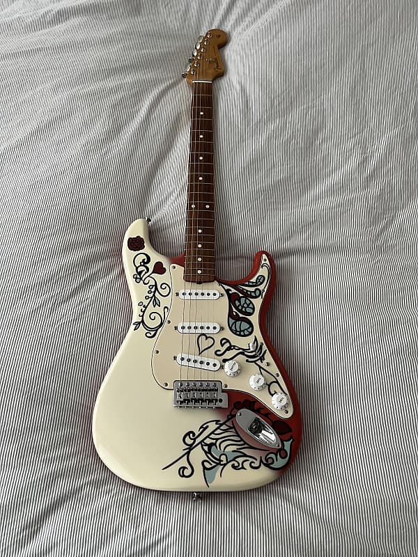 Fender Jimi Hendrix Monterey Stratocaster, 2017 | www.12fret.com