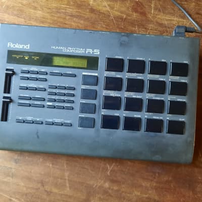 Roland R-5 Human Rhythm Composer