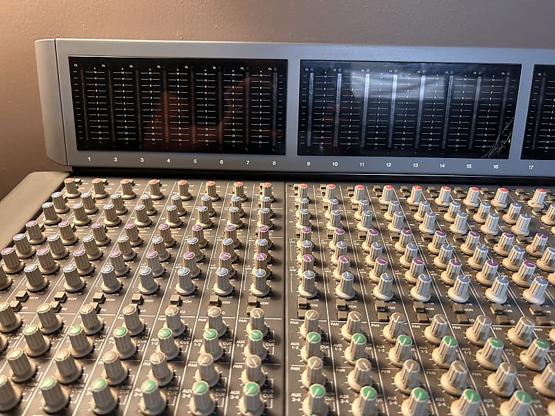 TASCAM M-2600 MkII w/ MU-2624 Meter Unit (Needs New Fuse)