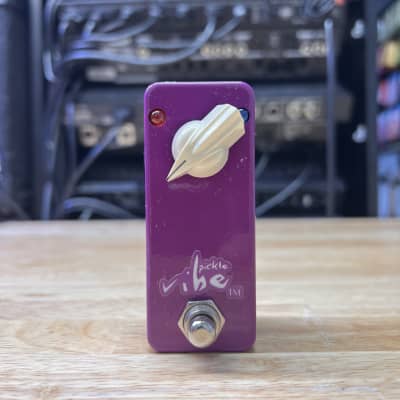 Lovepedal Pickle Vibe Tremolo/Vibrato | Reverb