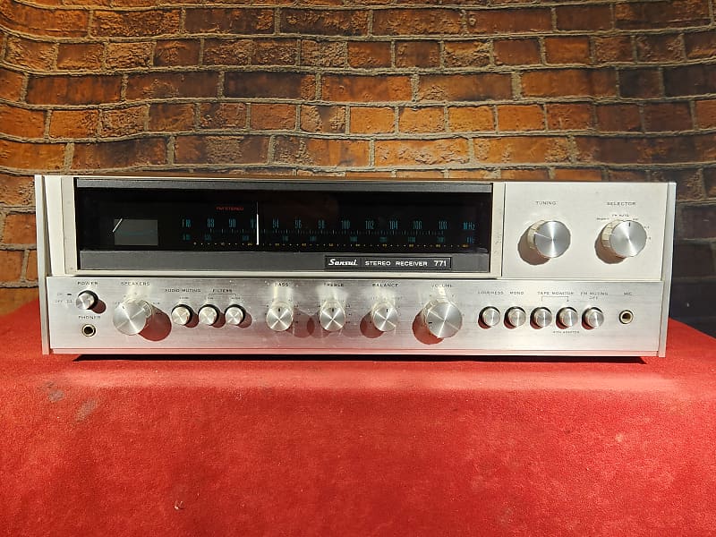 Vintage 1970s Sansui 771 Stereo Receiver Silver Just Serviced!  			