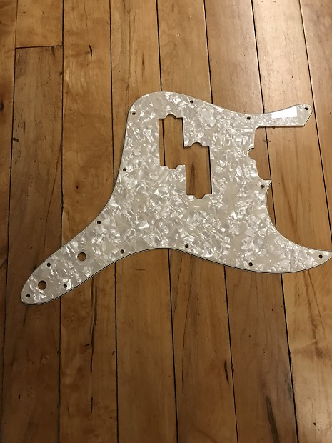Fender Mark Hoppus Pickguard