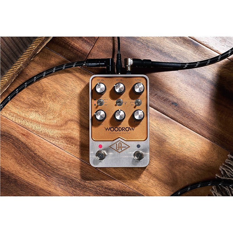 Universal Audio UAFX Woodrow '55 Tweed Deluxe Amp Pedal