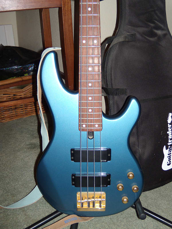 Yamaha BBG4S II Electric Bass Guitar