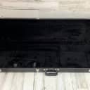 Fender G&G Precision Bass Standard Hardshell Case, Black w/Black Interior