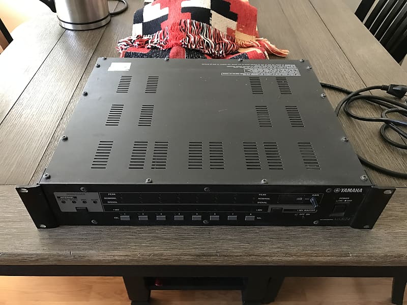 Yamaha AD824 Converter/8-channel preamp image 1