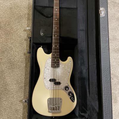 Fender MB-98 / MB-SD Mustang Bass Reissue (2006) MIJ w/Case for sale