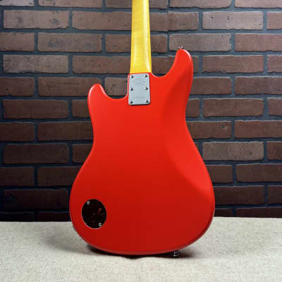 Headless Woodcraft electric guitars Dual Pickup AmpMaster 4 Bass Short Scale 30" - Satin Dakota Red image 3