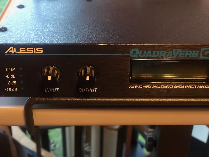 Alesis QuadraVerb GT 20k Bandwidth Simultaneous Guitar Effects Processor 1990s - Black image 1