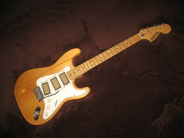 Univox stratocaster top