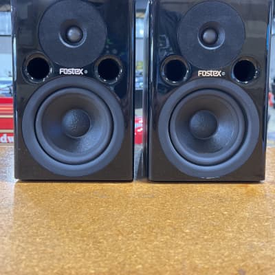 Fostex PM0.4 Powered Studio Monitors | Reverb